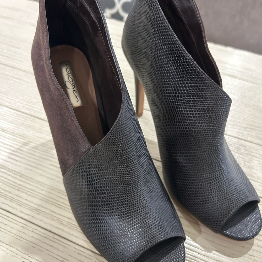 Halogen Black Peep-Toe Ankle Boots